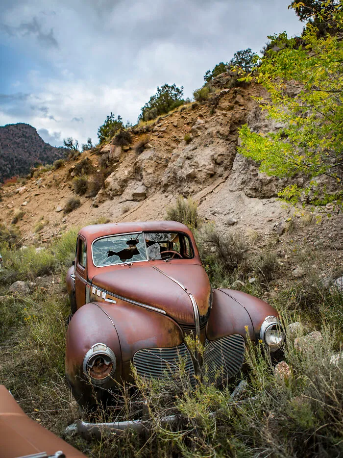 'Reckless Abandon: The American West' Is My Series Of Photographs In Which I Explore The Link Between History And The Future (30 Pics)