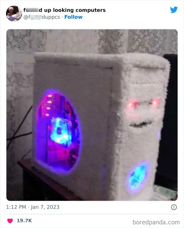 30 Times People Had Such Horrible Computers, They Just Had To Be Shamed On This Twitter Page