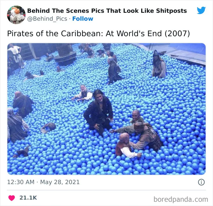 30 Behind-The-Scenes Pics That Look More Like Trash Memes, As Shared By This Twitter Page (New Posts)