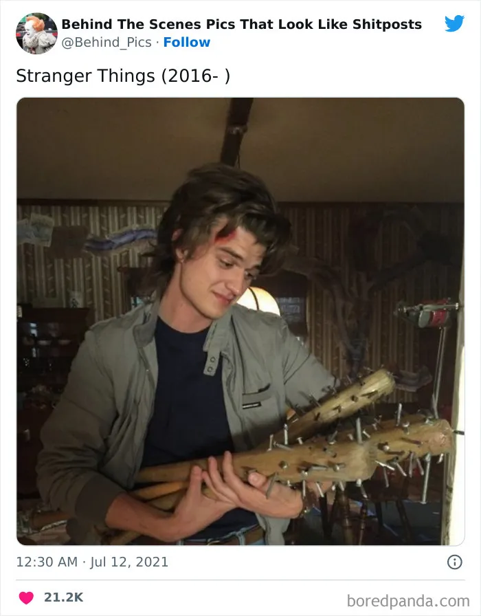 30 Behind-The-Scenes Pics That Look More Like Trash Memes, As Shared By This Twitter Page (New Posts)