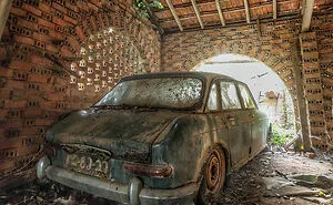 During Our Exploration Of Abandoned Factory, We Were Surprised By Unexpected Finds Of Classic Cars (17 Pics)