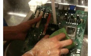 30 Times People Had Such Horrible Computers, They Just Had To Be Shamed On This Twitter Page