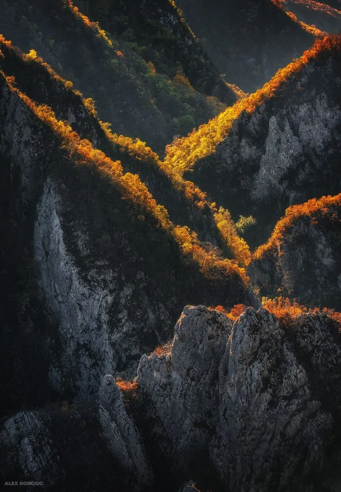 I Captured The Essence Of Romania In My Photographs (20 Pics)