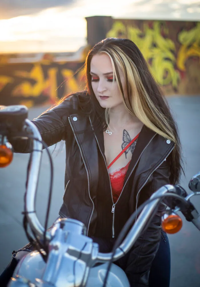 I Photographed Local Cheyenne Bikers For Free, And Here Are 40 Of My Best Photos