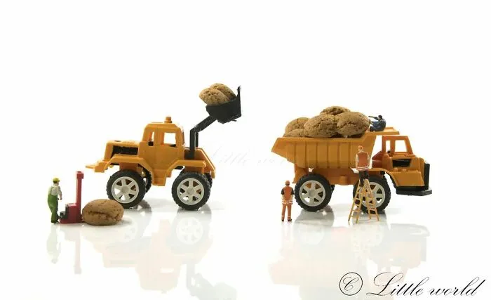 35 Photos Of My Miniature Worlds And The People Who Live There (New Pics)