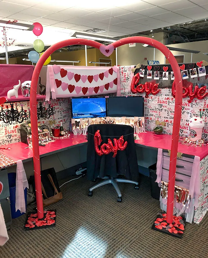 Valentine's Day Cubicle Contest
