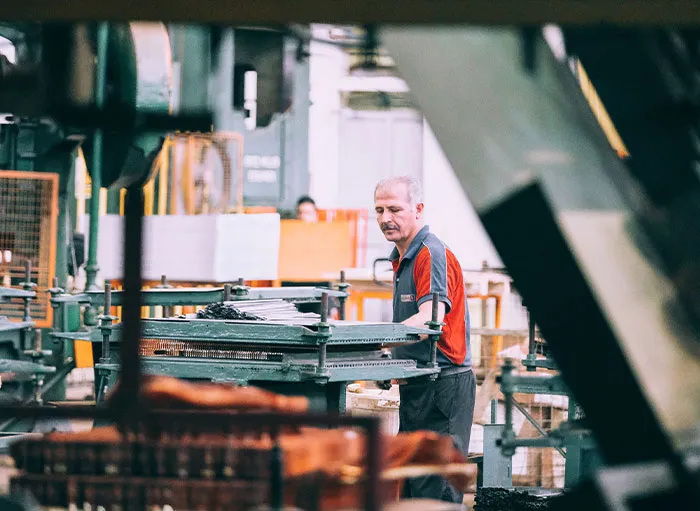 People Share 30 Workplace Red Flags That Just Scream "Working Here Would Suck"