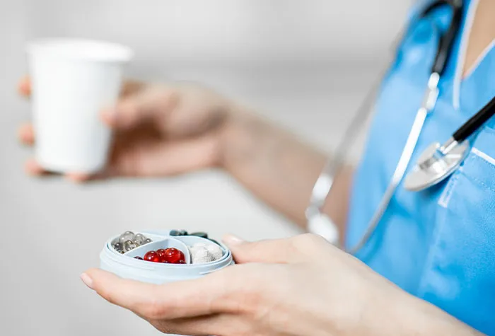 “I’ve Had 6 Lung Infections In The Past Year”: 30 People Reveal The Biggest Downsides To The Careers They Chose