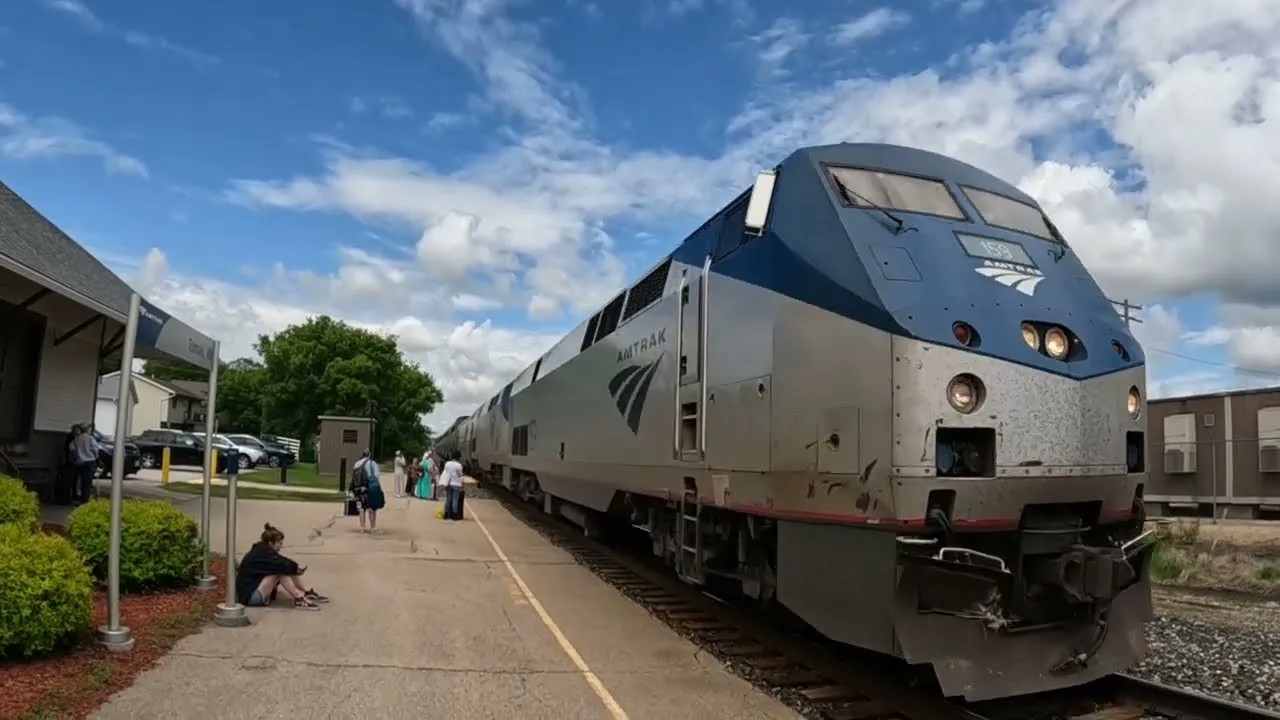 I Spent 4 Months Traveling The Country On Amtrak Trains. Here Is What I Learned.