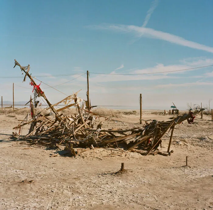 Bram Coopens 'Bombay Beach': A Unique Look At A Once-Thriving Community (17 Pics)