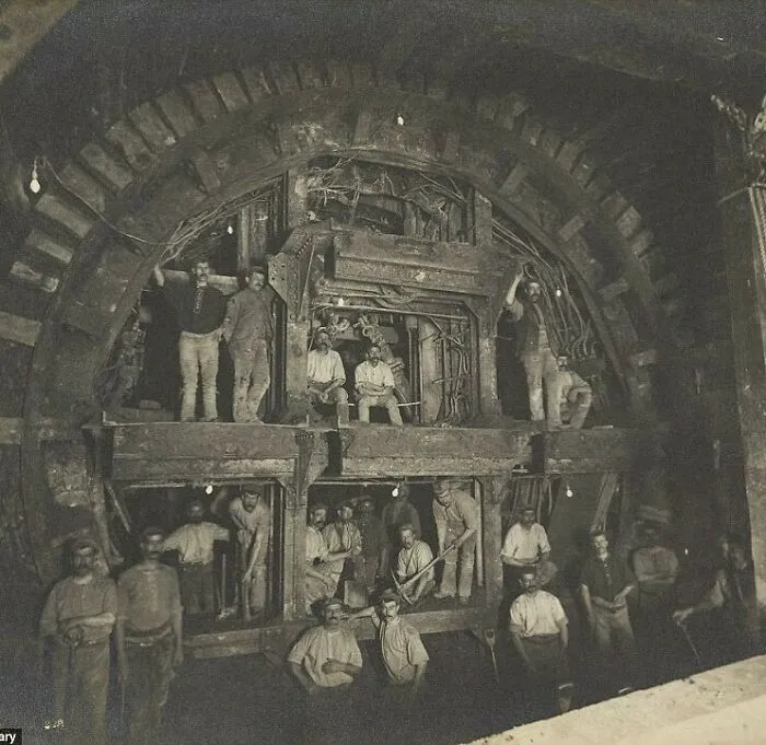 Here We See The Creation Of The Central Line In 1898