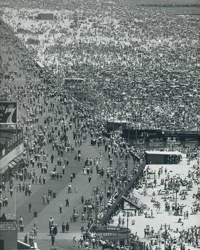Domingo en Coney Island 1949