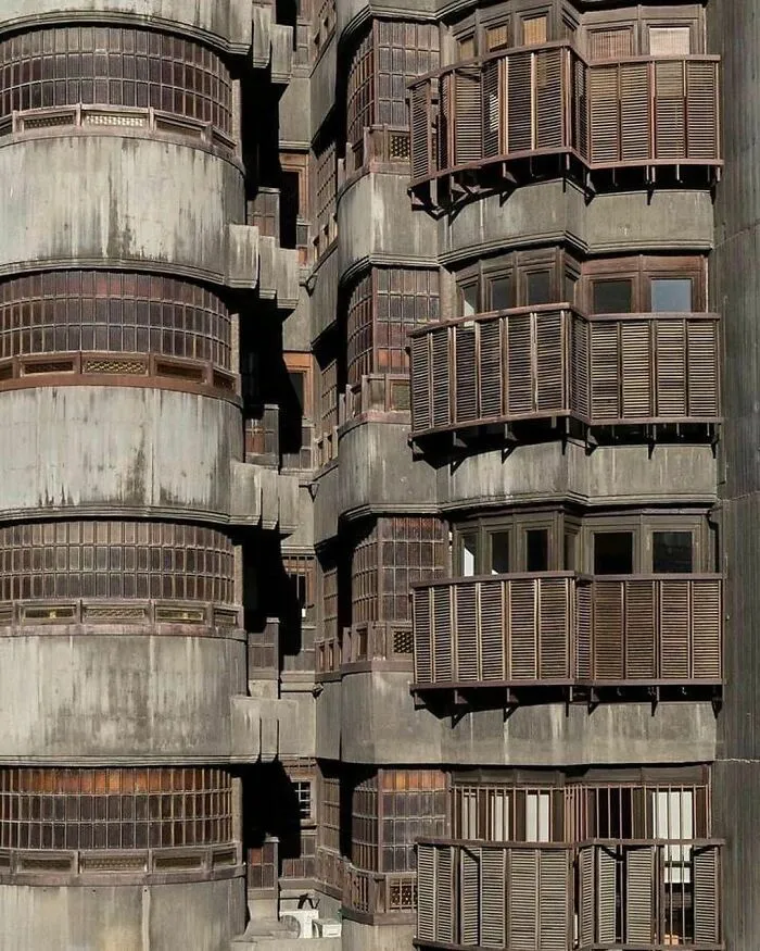Torres Blancas en Madrid. Foto de Gregor Pieplow