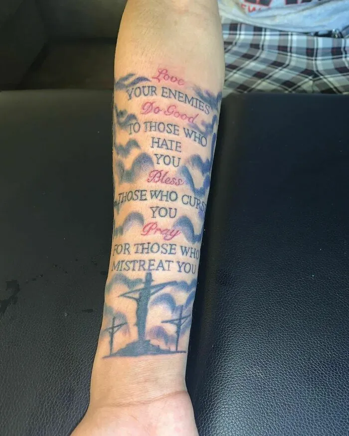 25 Tipos de tatuajes que restan atractivo instantáneamente