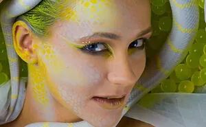We Spent Only 30 Minutes To Create This Stunning Photo Pet Snake With Model.