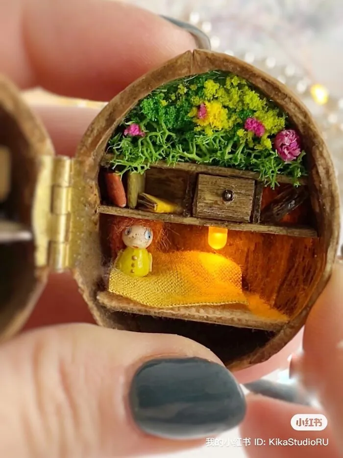 I Create Tiny Worlds Inside Walnut Shells (21 Pics)