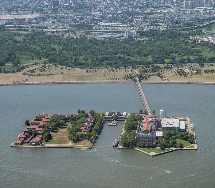 40% Of All Americans Can Trace Ancestry Through Ellis Island