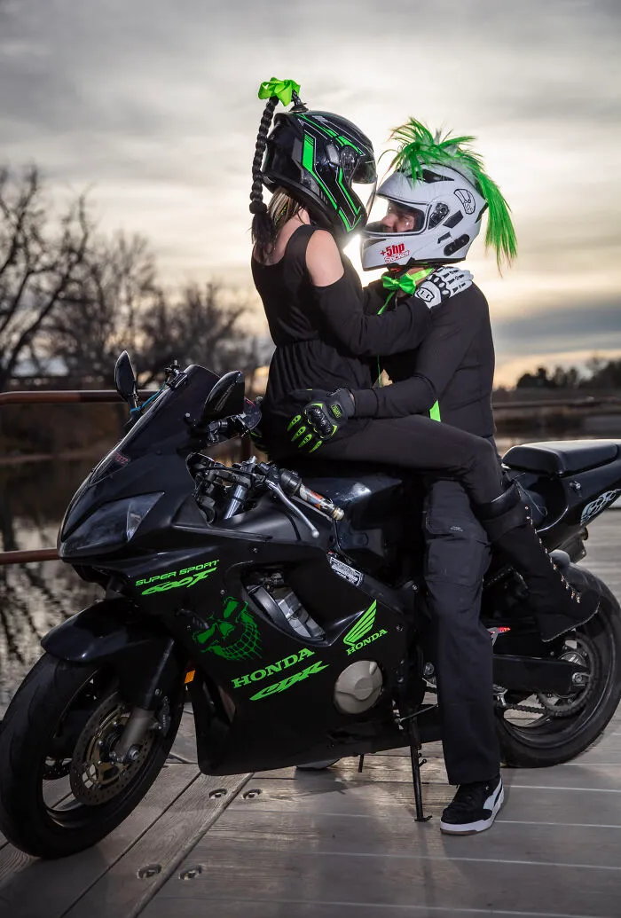 I Photographed Local Cheyenne Bikers For Free, And Here Are 40 Of My Best Photos