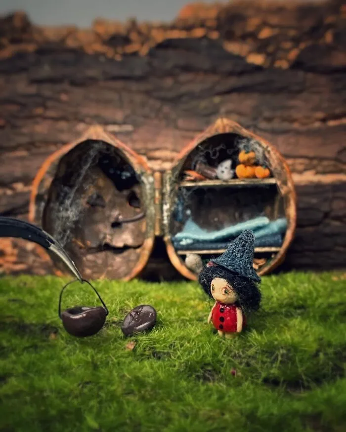 I Create Tiny Worlds Inside Walnut Shells (21 Pics)