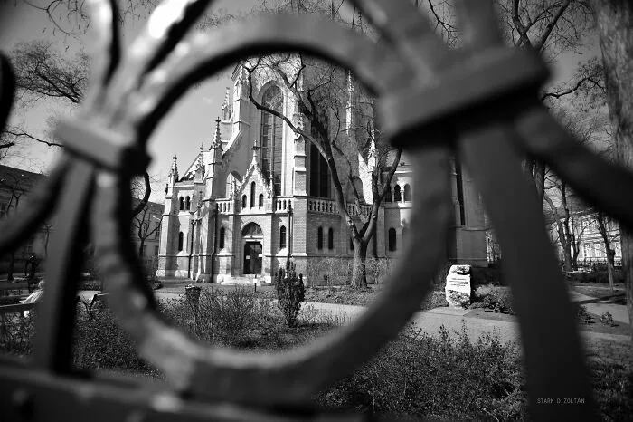 My 23 Black And White Photos I Took In The Streets Of Budapest, Hungary