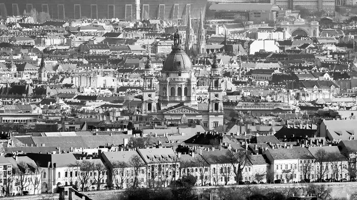 My 23 Black And White Photos I Took In The Streets Of Budapest, Hungary
