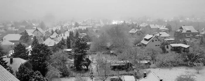 My 23 Black And White Photos I Took In The Streets Of Budapest, Hungary