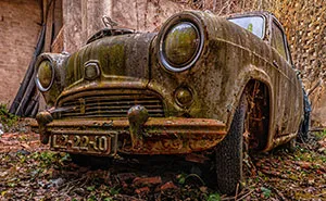 During Our Exploration Of Abandoned Factory, We Were Surprised By Unexpected Finds Of Classic Cars (17 Pics)