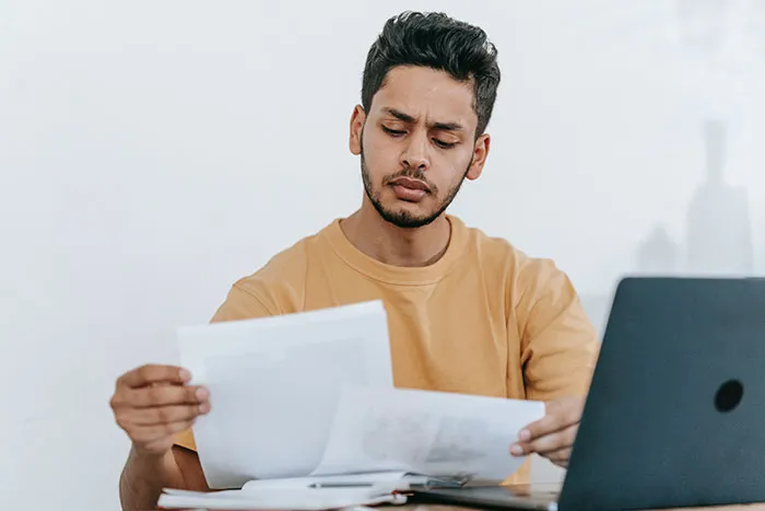 35 People Share The Biggest "Money Mistakes" They've Made That Changed Their Life For The Worse