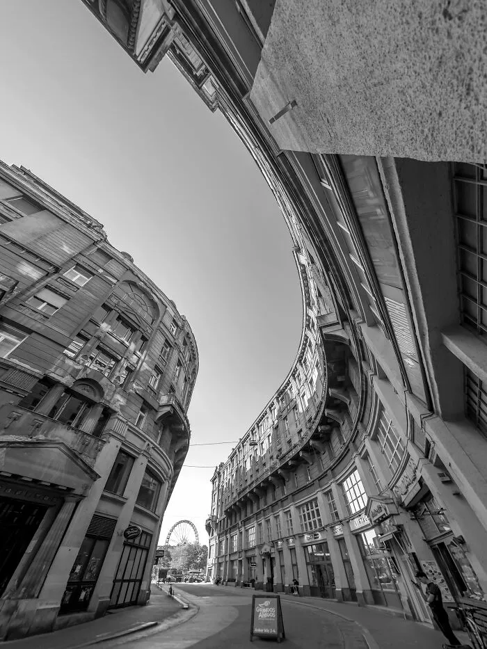 My 23 Black And White Photos I Took In The Streets Of Budapest, Hungary