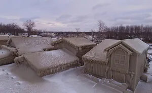 50 Times People Saw The True Power Of Winter And Just Had To Document It (New Pics)