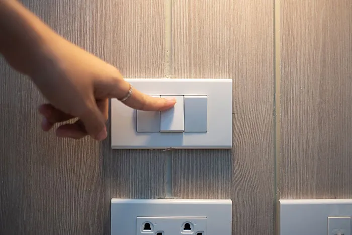 Switch Off Unnecessary Lights