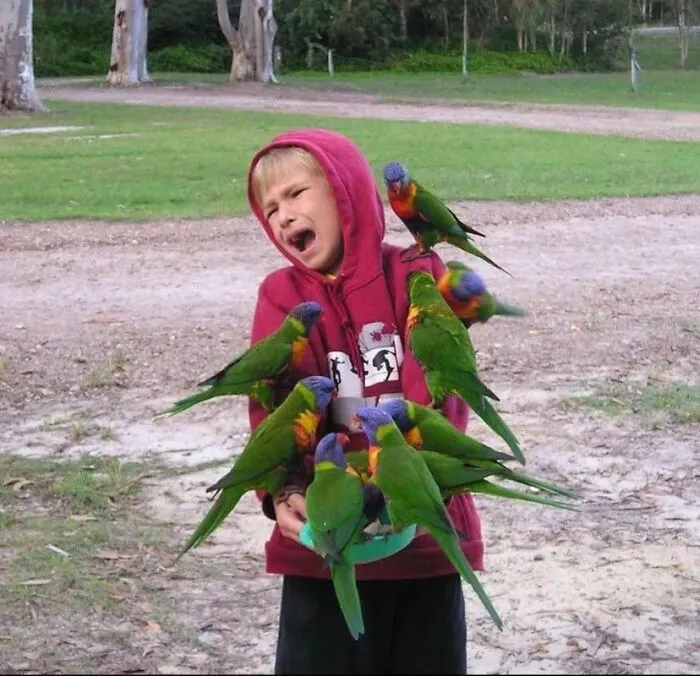 37 Fotos de “Humanos haciendo cosas de humanos” para que vean lo extraña que es nuestra especie