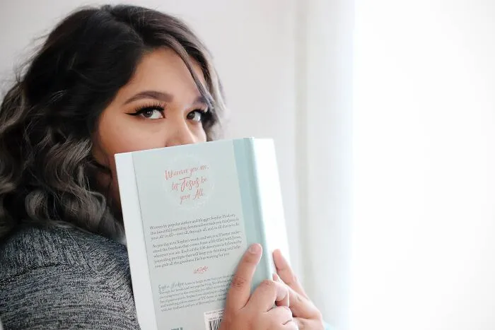 40 Annoying Literary Moments That Drive Readers Up The Wall: As Shared By The Bored Panda Community