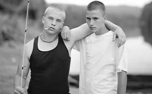 “Typology Of The American Teenager”: 30 Captivating Photographs By Richard Renaldi