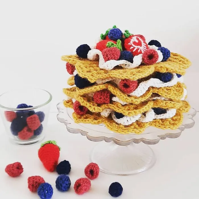 45 Drool-Inducing Crocheted Food Items Made By This Finnish Artist
