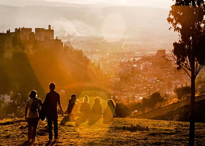 50 Women Share The Red Flags They Ignored While Dating That Became A Reality After Marriage