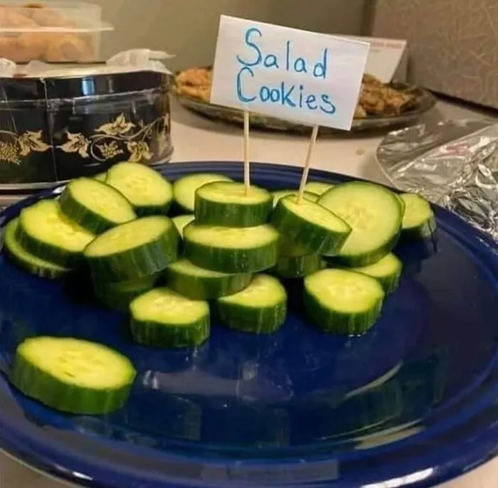30 Bizarre Posts From The "Foods With Threatening Auras" Instagram Account