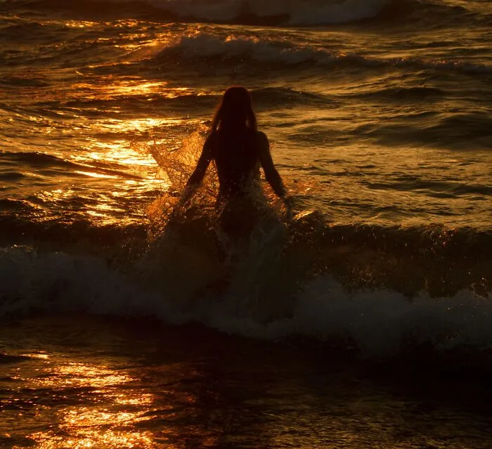 Go Skinny Dipping
