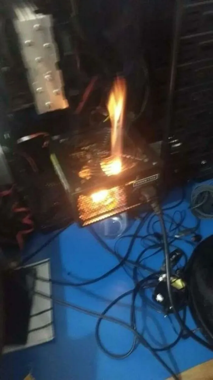 Hoguera encendida