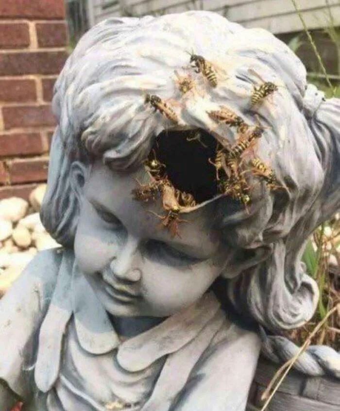 Cursed_statue