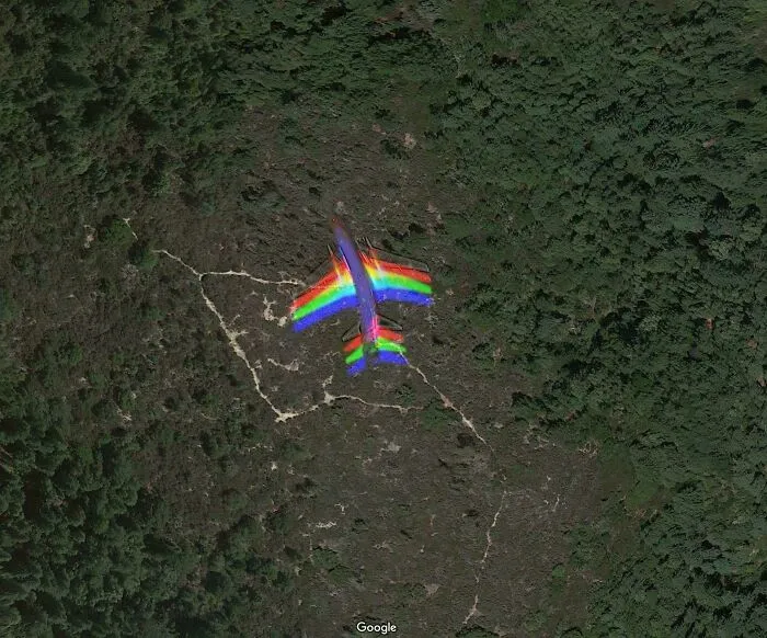 Plane Entering Warp Speed?