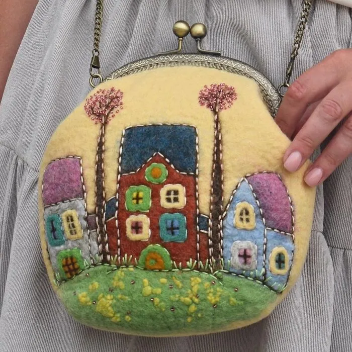 41 Cozy Designs Felted On Handbags By This Artist