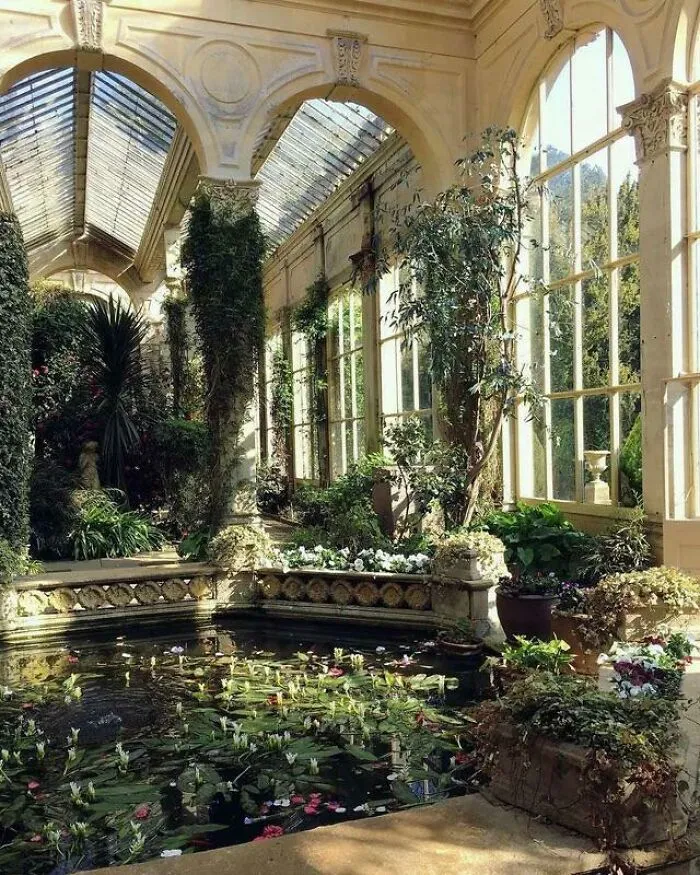 Invernadero de estilo italiano del siglo XIX de Castle Ashby House, Northamptonshire, Tierras Medias Orientales, Inglaterra 