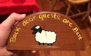 50 Absolutely Hilarious Items That Made These People’s Homes All The More Interesting