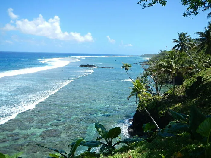 Ocean with mountains and nature in Samoa