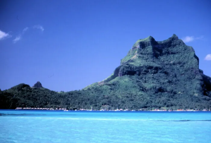 Mountain and ocean in Bora Bora
