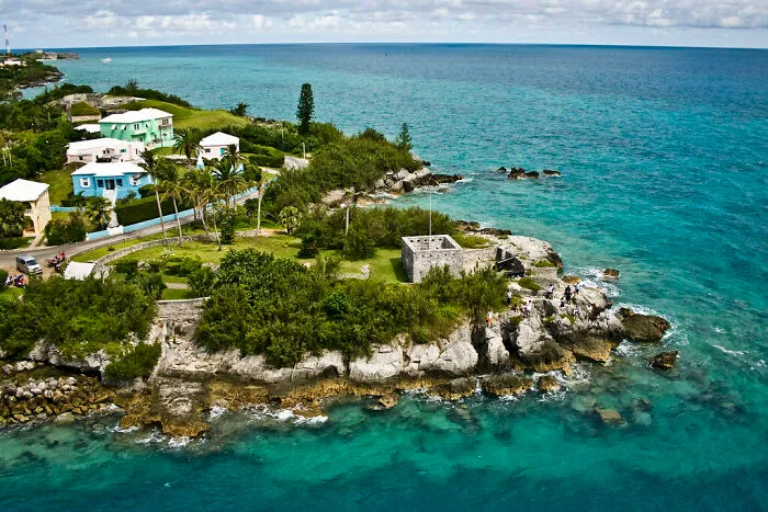 Houses with nature in Bermuda
