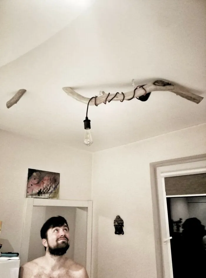 #Actualización de mi candelabro de madera cutre. Así es como se ve terminado