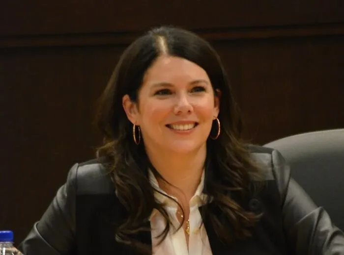 Lauren Graham