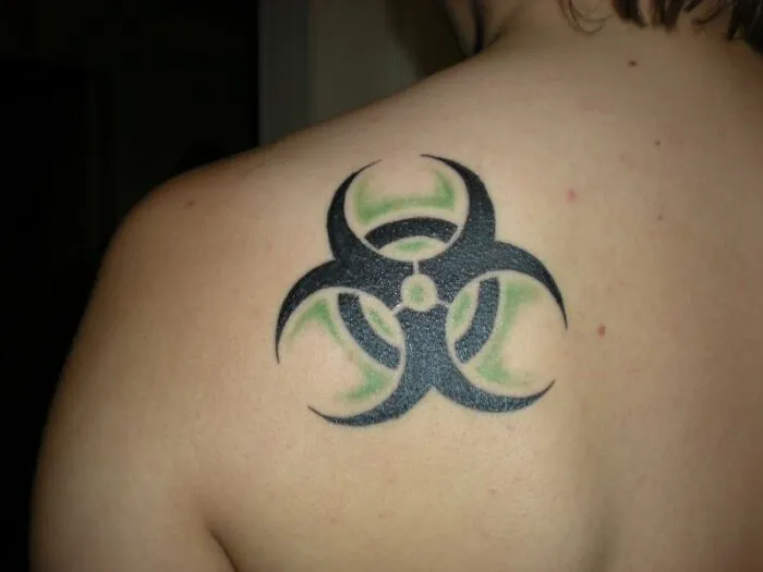 "¿Qué tipo de tatuaje da más vergüenza ajena?": 30 respuestas